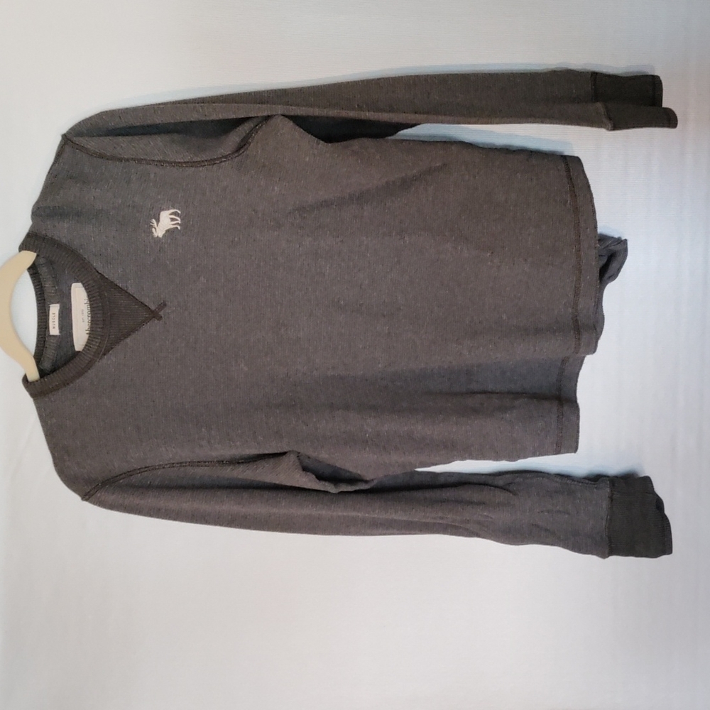 Abercrombie & Fitch sweatshirt with moose embroidery
